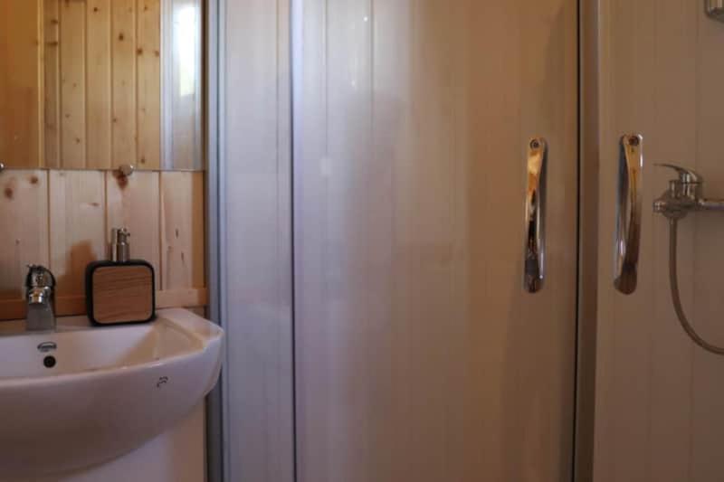 Hotel Roulottes Cocooning Au Coeur Des Landes Mées Esterno foto